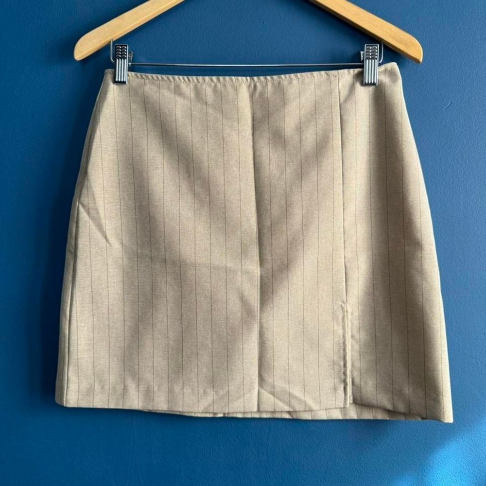 Vintage 90s Pinstripe Mini Skirt Women's Size 9 Tan Cream Slit‎ Retro Hipster
